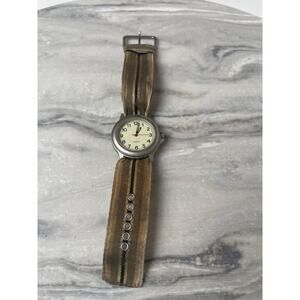 Advance Vintage Field Watch Quartz Cream Dial Khaki Green NATO Strap 90s